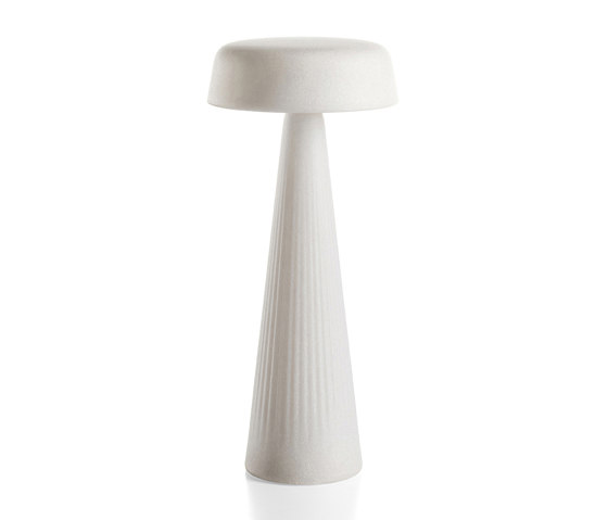 Fade | Table Lamp High | Lámparas de sobremesa | PLUST