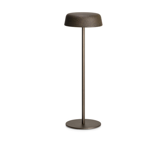 Fade | Table Lamp Metal | Tischleuchten | PLUST