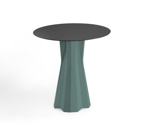 Frozen | Dining Table | Bistro tables | PLUST