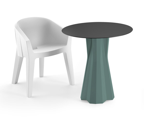 Frozen | Dining Table | Bistro tables | PLUST