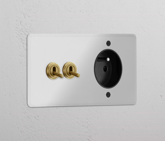 Double 2x Toggle & French Module Round | Combinación interruptor / enchufe (Schuko) | Corston Architectural Detail