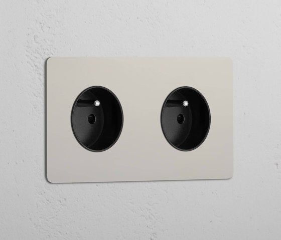 Double 2x French Power Module Round | Prese elettriche | Corston Architectural Detail