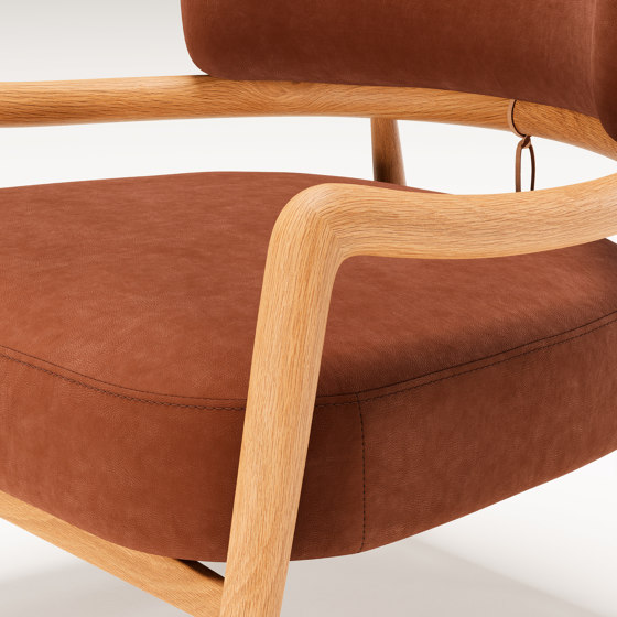 Botero Lounge Chair | Poltrone | Wewood