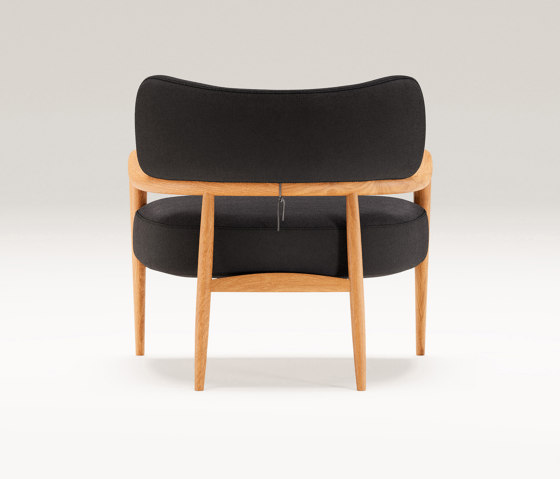 Botero Lounge Chair | Sessel | Wewood