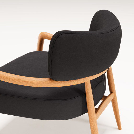 Botero Lounge Chair | Sillones | Wewood