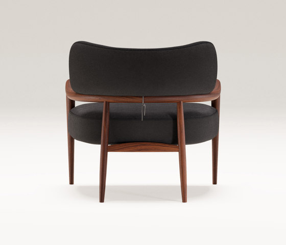 Botero Lounge Chair | Poltrone | Wewood