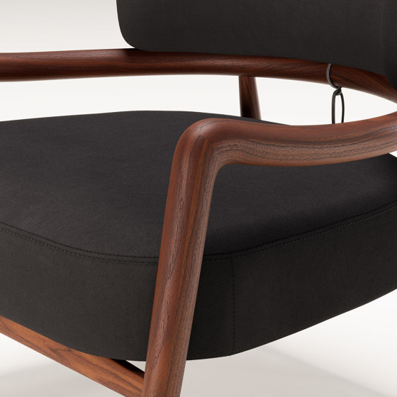 Botero Lounge Chair | Poltrone | Wewood