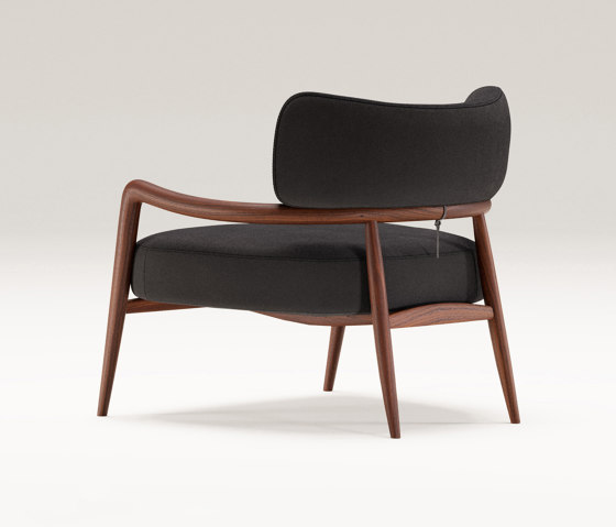 Botero Lounge Chair | Sessel | Wewood