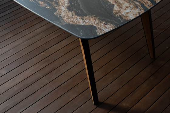 Palinuro Table | Mesas comedor | cbdesign