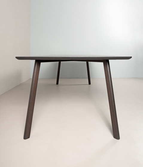 Jamaica | Dining tables | Kluskens Meubelcreaties