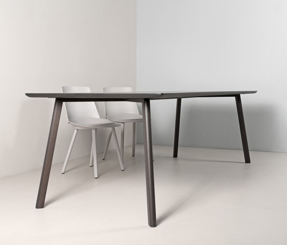 Jamaica | Dining tables | Kluskens Meubelcreaties