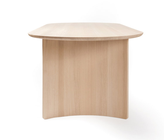 New Phoenix | Dining tables | Kluskens Meubelcreaties