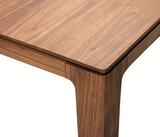 Savannah Walnut | Mesas comedor | Kluskens Meubelcreaties