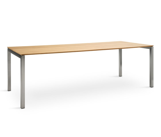 Slim | Dining tables | Kluskens Meubelcreaties