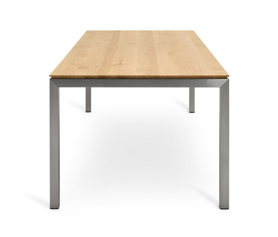 Slim | Dining tables | Kluskens Meubelcreaties