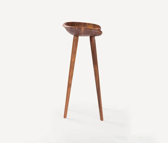 Tractor Stools | Taburetes de bar | BassamFellows