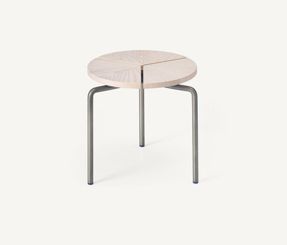 Circular Side Table | Mesas auxiliares | BassamFellows