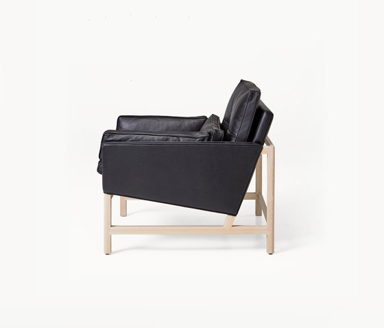 Wood Frame Lounge Chairs | Poltrone | BassamFellows