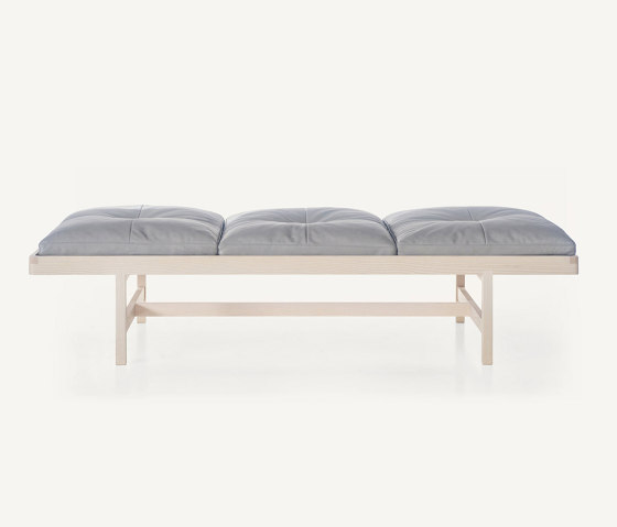 Daybench | Sitzbänke | BassamFellows