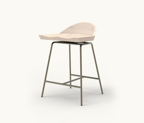 Spindle Low Back Stools | Barhocker | BassamFellows