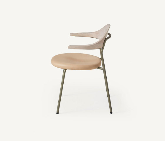 Bicorn Chair | Chairs | BassamFellows