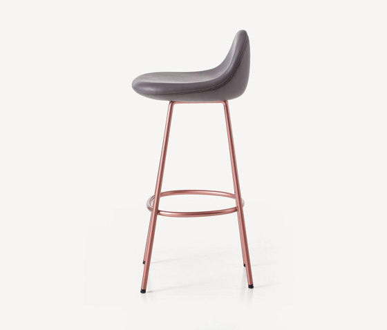 Pebble Padded Stools | Barhocker | BassamFellows