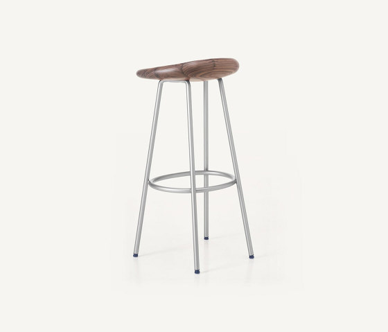 Pebble Stools | Taburetes de bar | BassamFellows