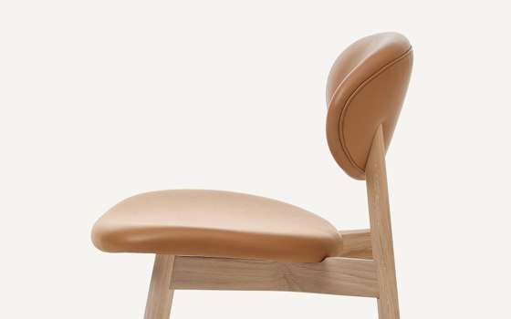 Ovoid Chair | Sillas | BassamFellows