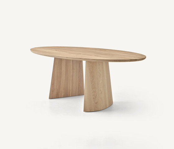 Bi-Ped Tables | Couchtische | BassamFellows