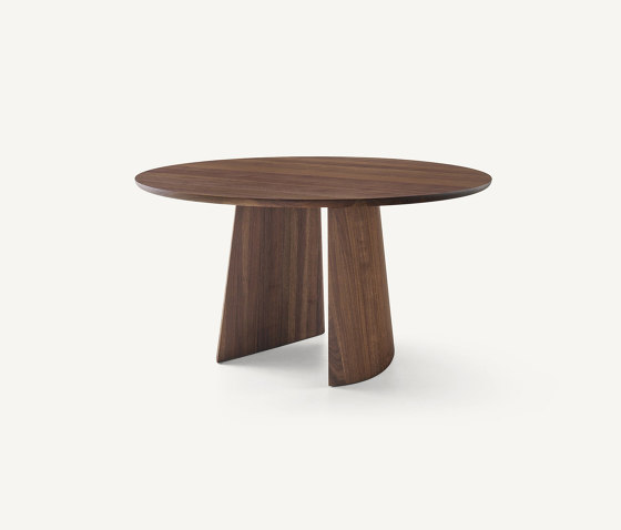 Bi-Ped Tables | Couchtische | BassamFellows