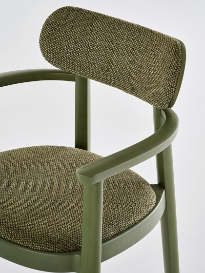 118 PFV | Chaises | Thonet