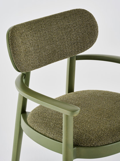 119 PF | Fauteuils | Thonet