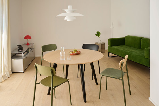 S 243 | Stühle | Thonet