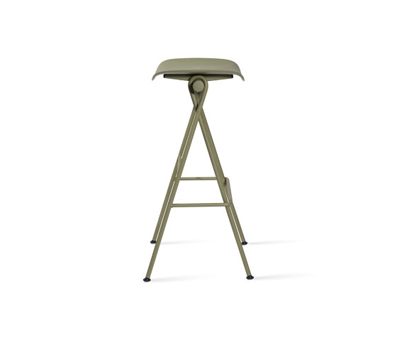 Flip Kitchen Stool | Chaises de comptoir | Infiniti