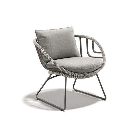 KIDA Lounge Chair | Sillones | DEDON