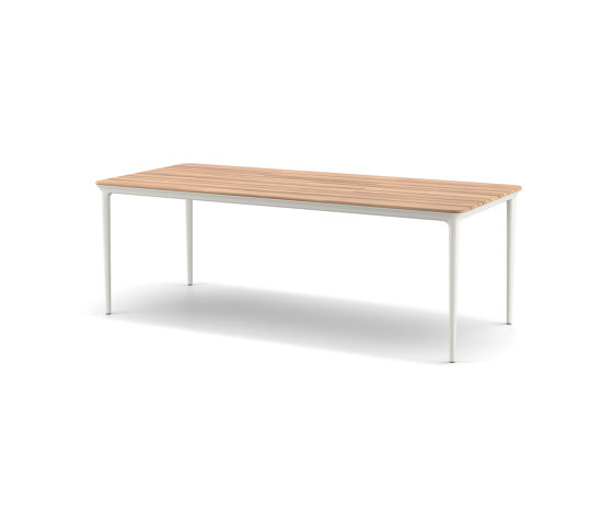 BELLMONDE Dining table L | Tables de repas | DEDON