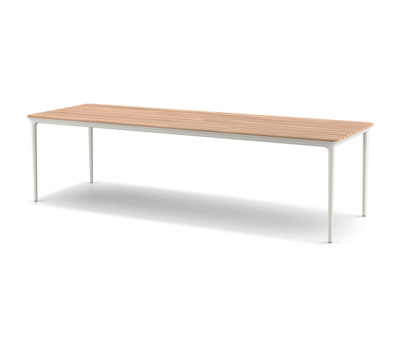 BELLMONDE Dining table XL | Tables de repas | DEDON