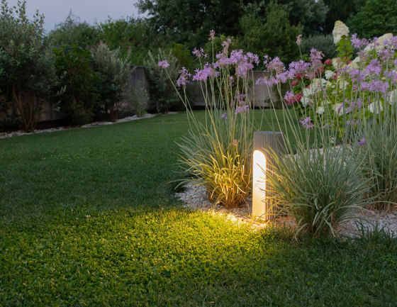 STELE SMALL bollard outdoor lighting BETALY® | Bornes lumineuses | 9010 Novantadieci