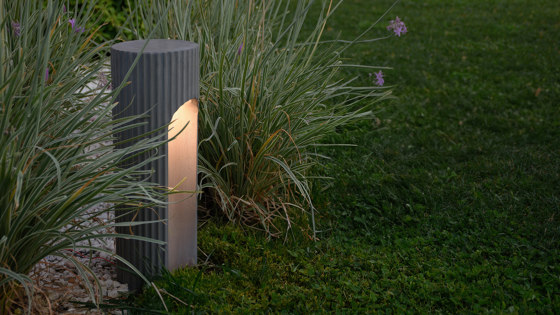 STELE SMALL bollard outdoor lighting BETALY® | Bornes lumineuses | 9010 Novantadieci