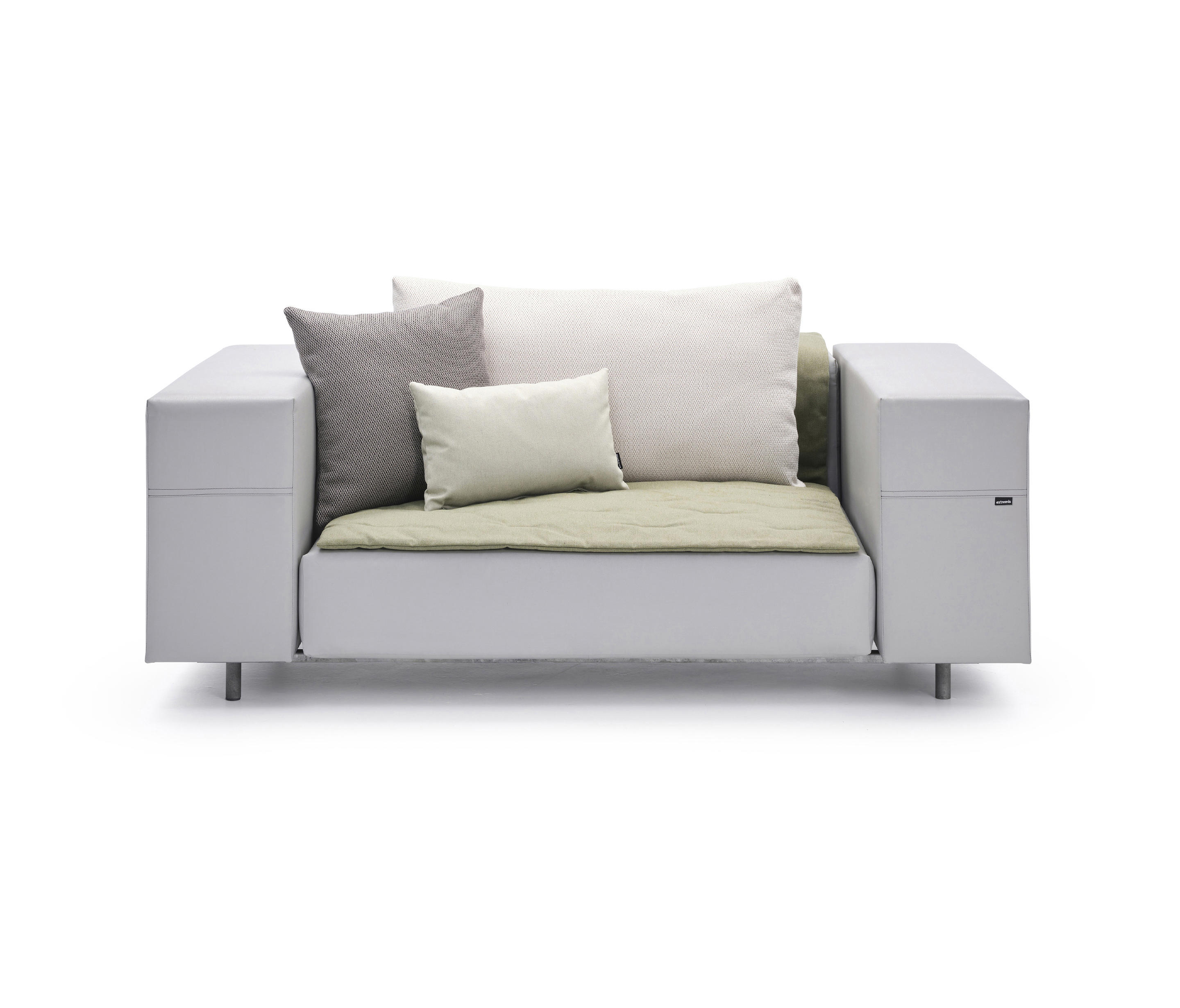 Walrus club chair & designer furniture | Architonic