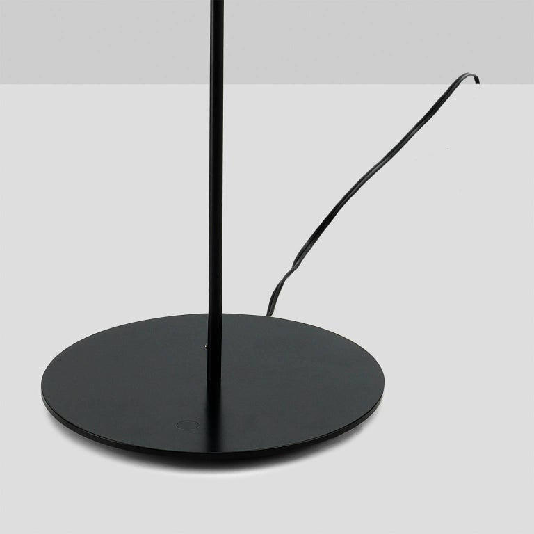 Carbon Light | Table Lamp | Architonic