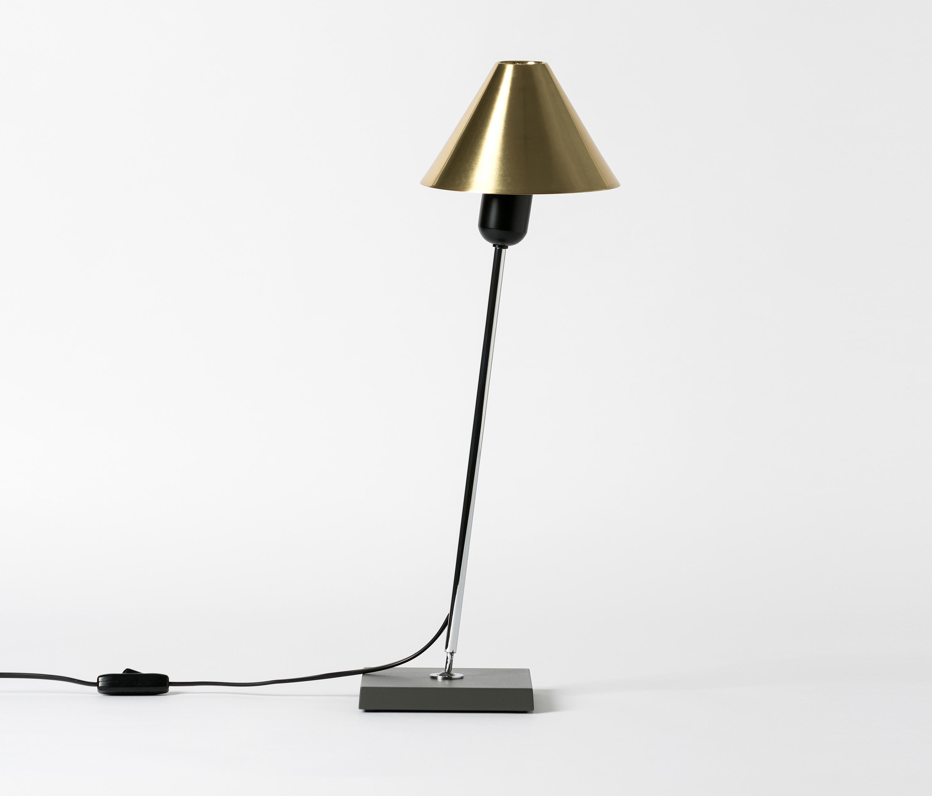 An Ice Lamp Chronicles Of Gira Gira | Table Lamp & designer furniture | Architonic