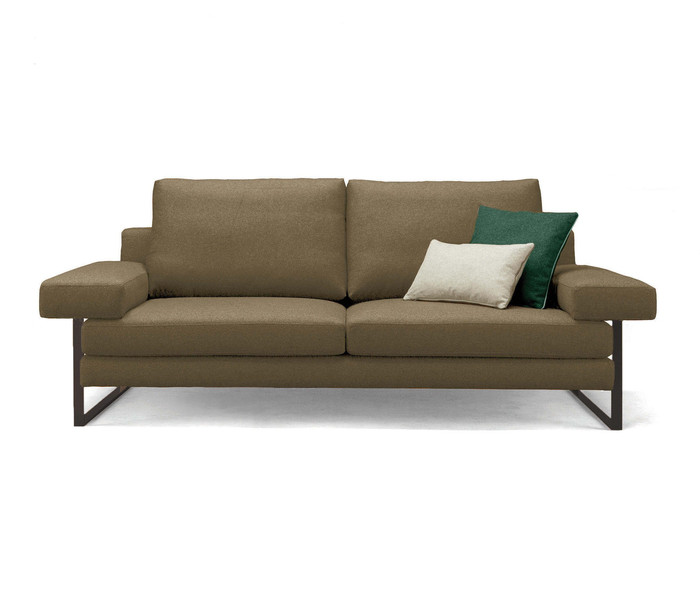 Kuadra Couch Sofas From Mambo