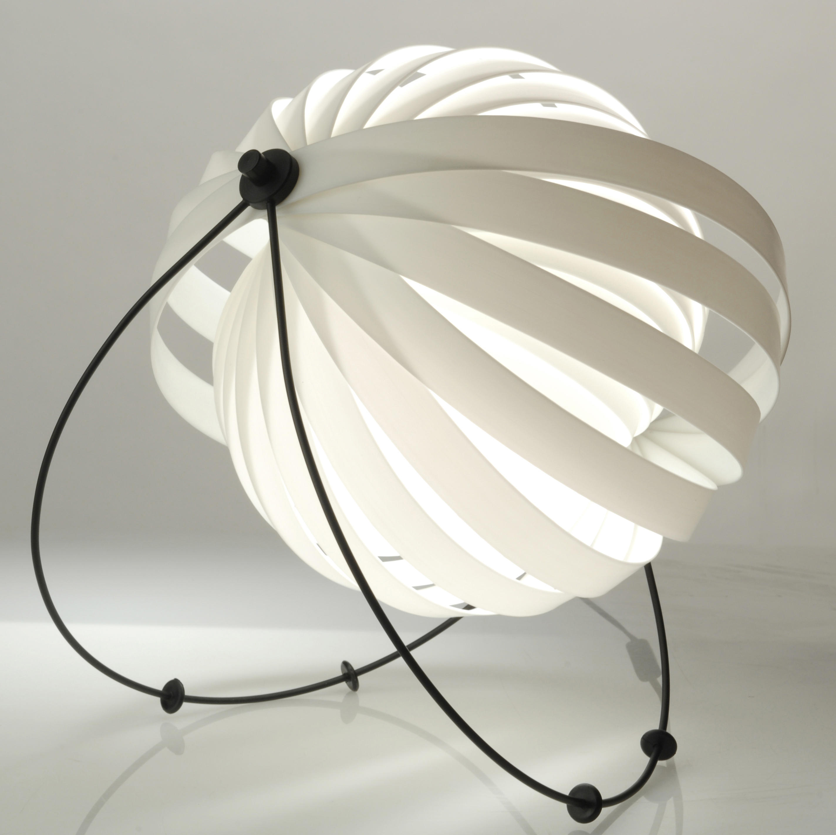 Componist Vul in decaan Eclipse Floor lamp & designer furniture | Architonic