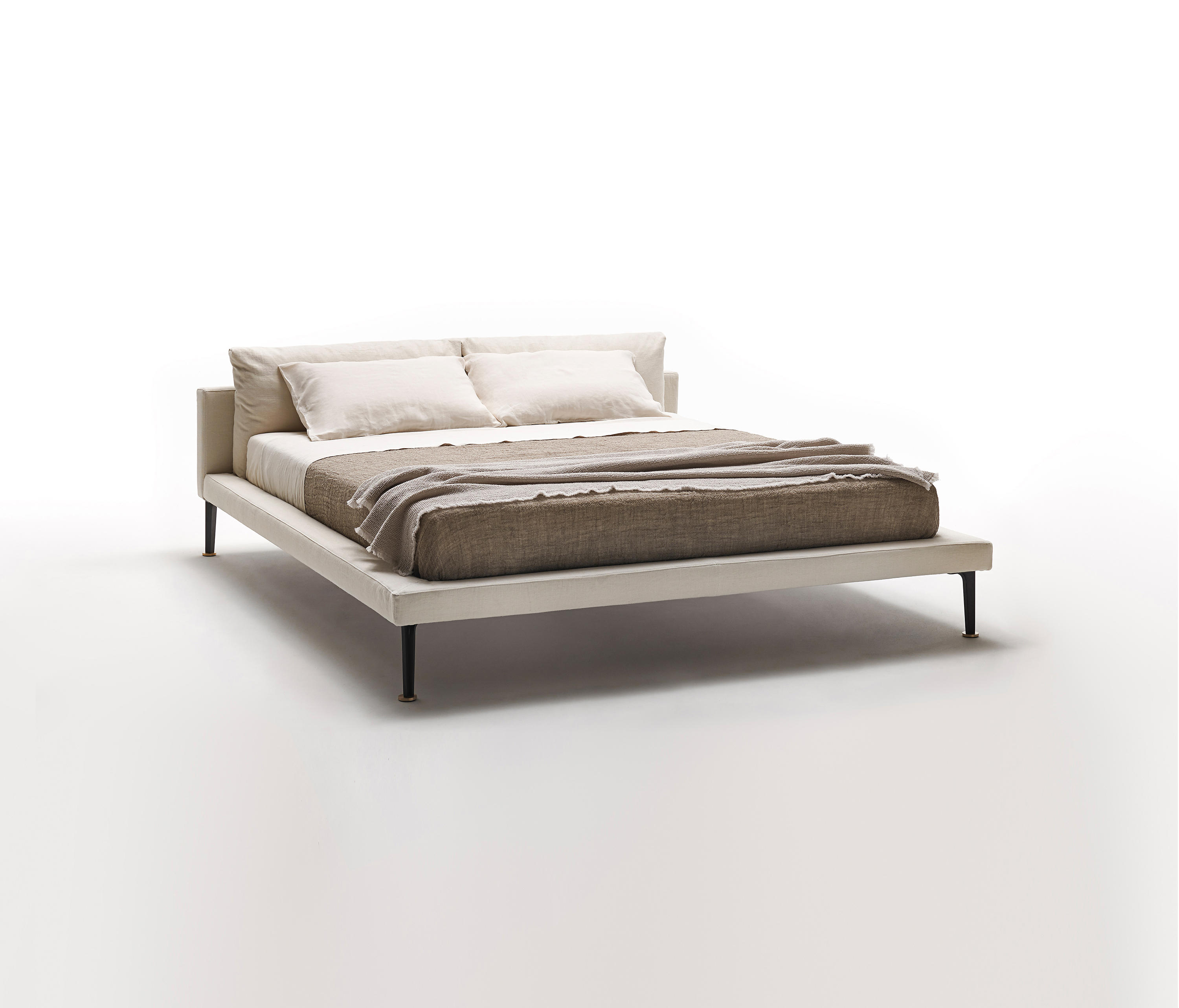 Floyd Hi Bed Beds From Living Divani Architonic