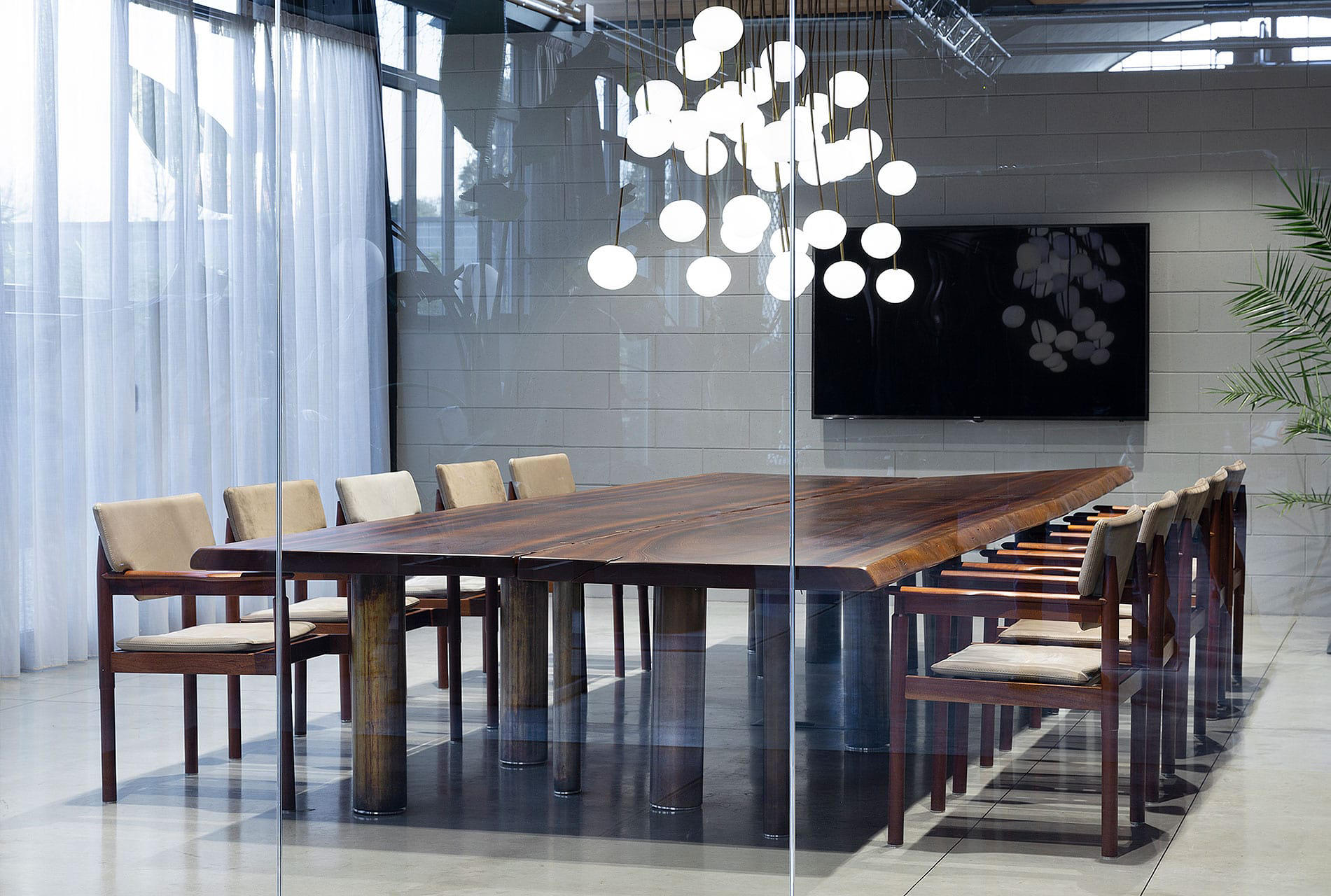 10th Joint Dining Table | Architonic