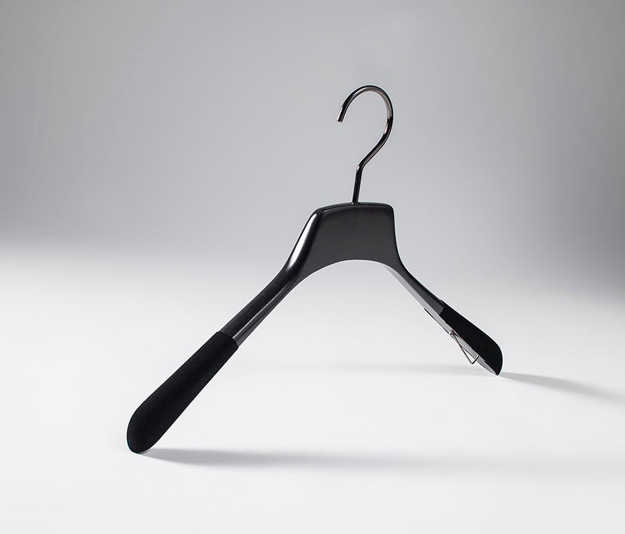 Light Design Collection | Agata Camicia Hanger | Architonic