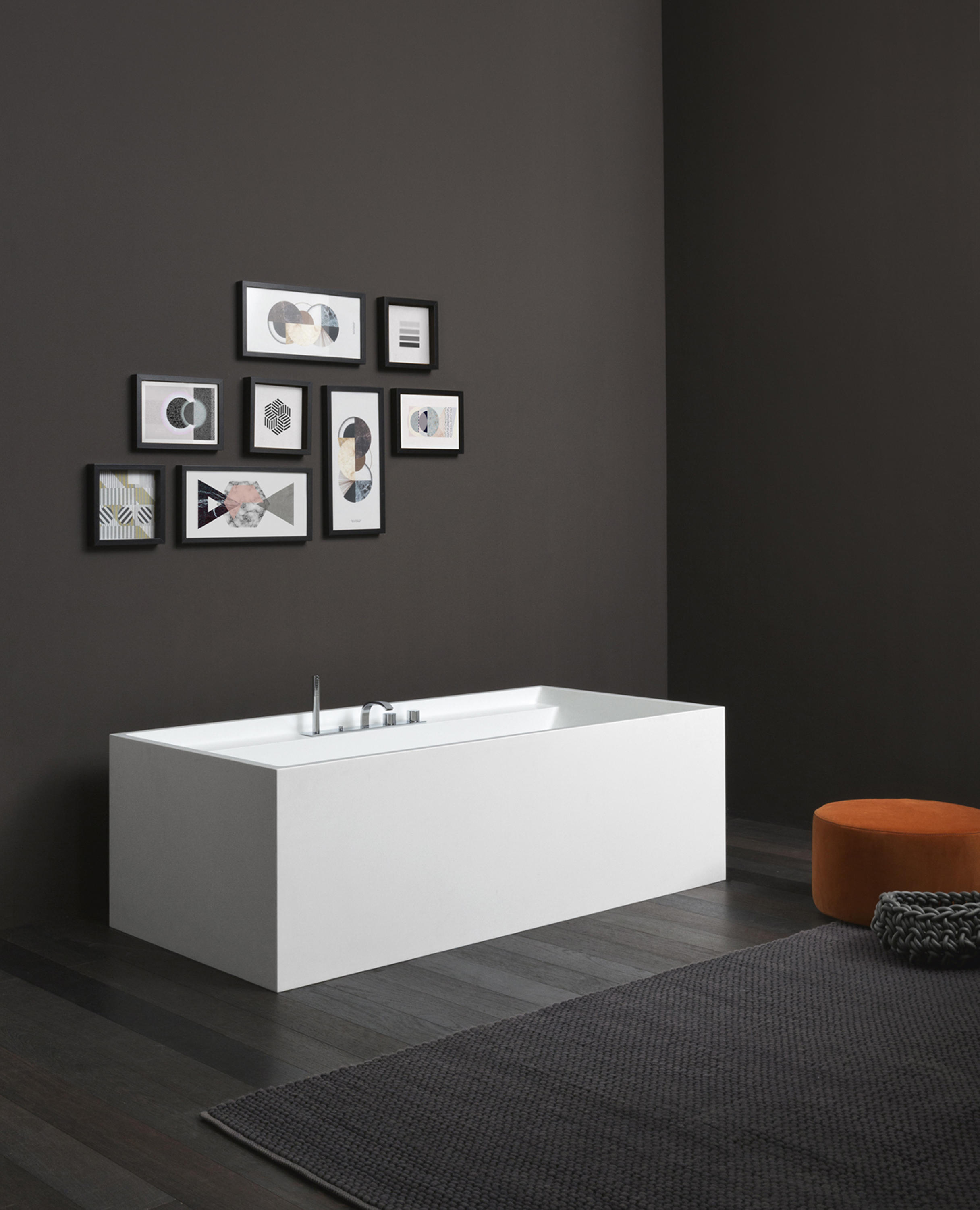 Pool Maxi bathtube & designer furniture | Architonic