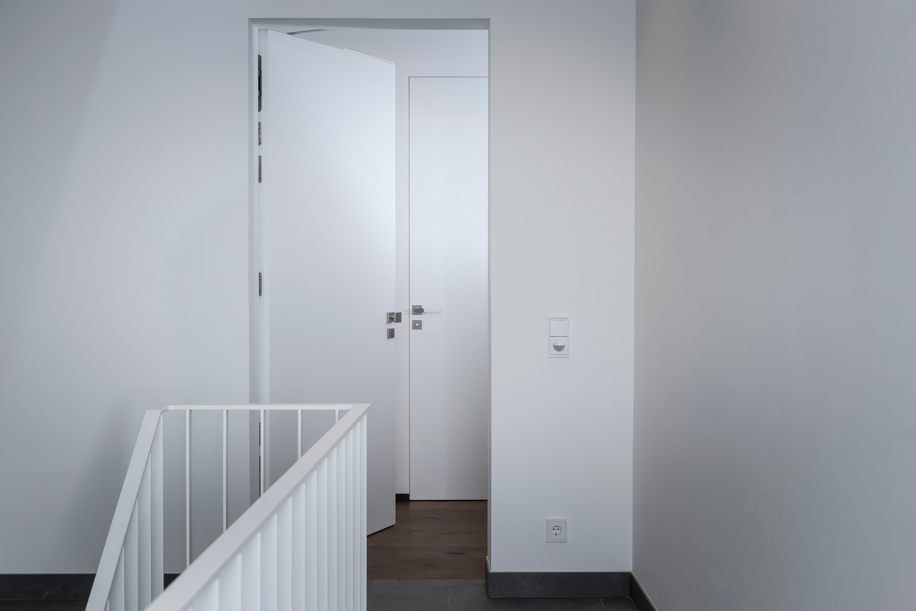 Moderne Wohnungseingangstüren zargenlose Türen FLAT