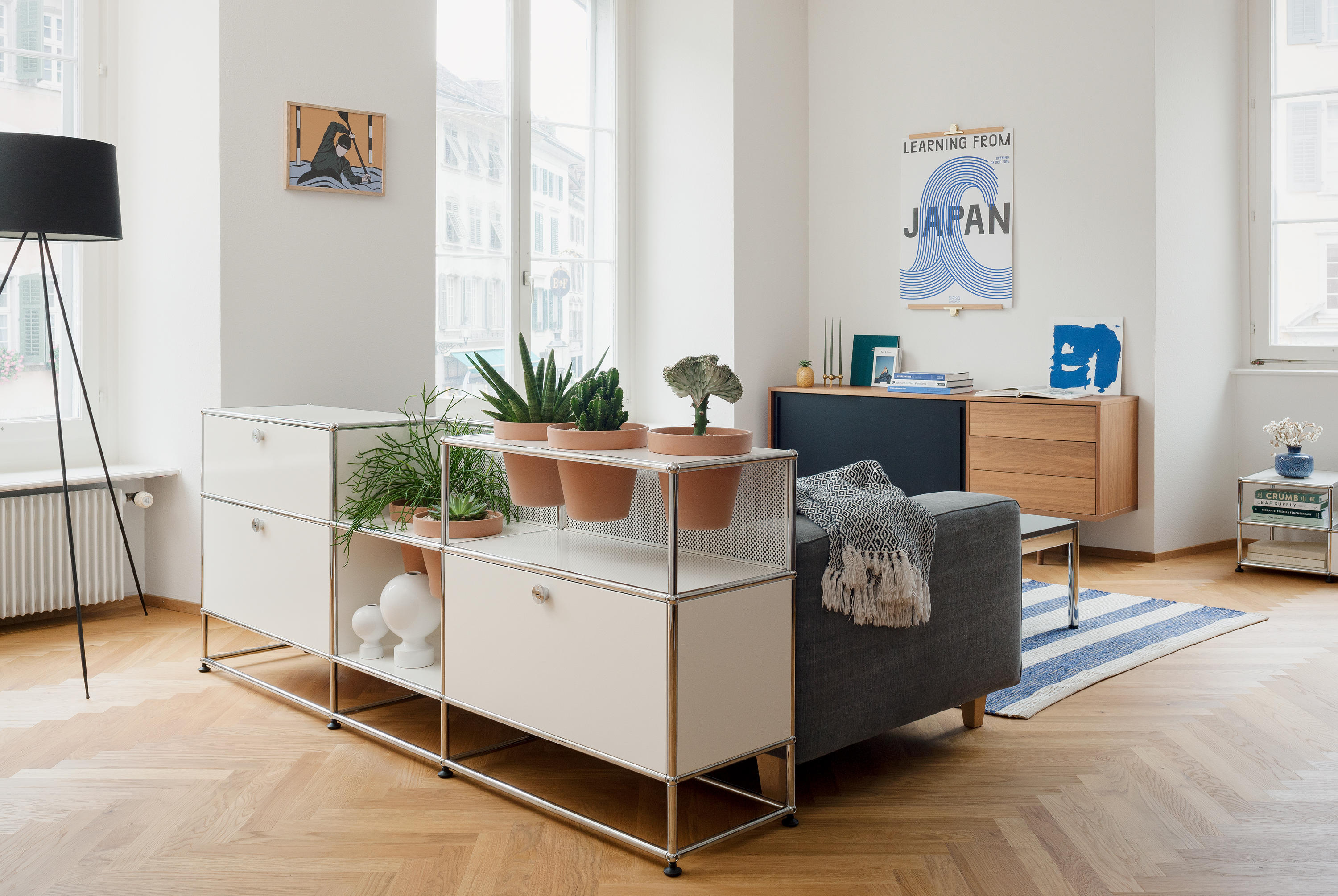 USM Haller Sideboard with World of Plants | Pure White | Architonic